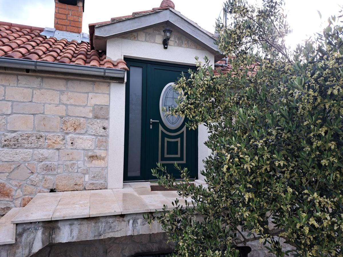 Villa Casa Mia Gornji Seget Buitenkant foto